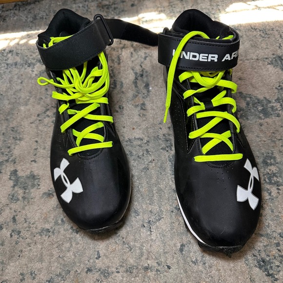 Under Armour Other - Under Armour‎ Mens Football Cleats Black Neon Green 1258028-001 Size 10.5